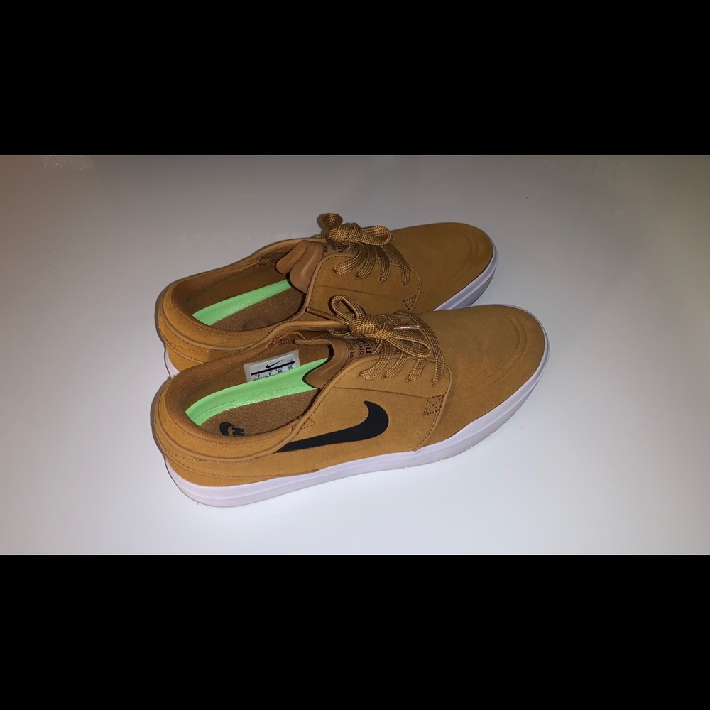 Nike SB Yellow Mustard Flex Janoskis